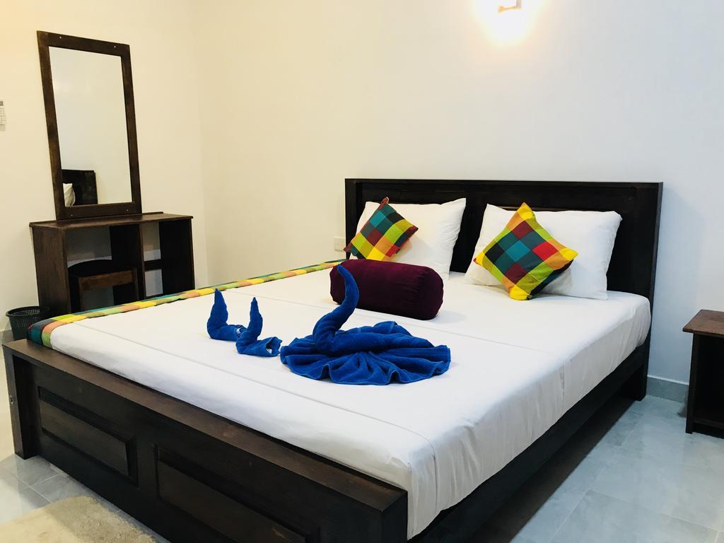 Pearl House Resort Anuradhapura Buitenkant foto