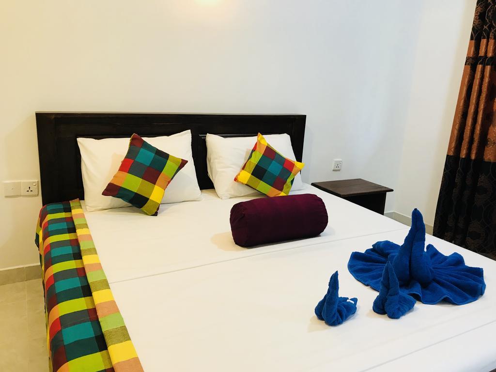 Pearl House Resort Anuradhapura Buitenkant foto