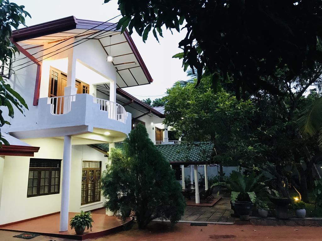Pearl House Resort Anuradhapura Buitenkant foto